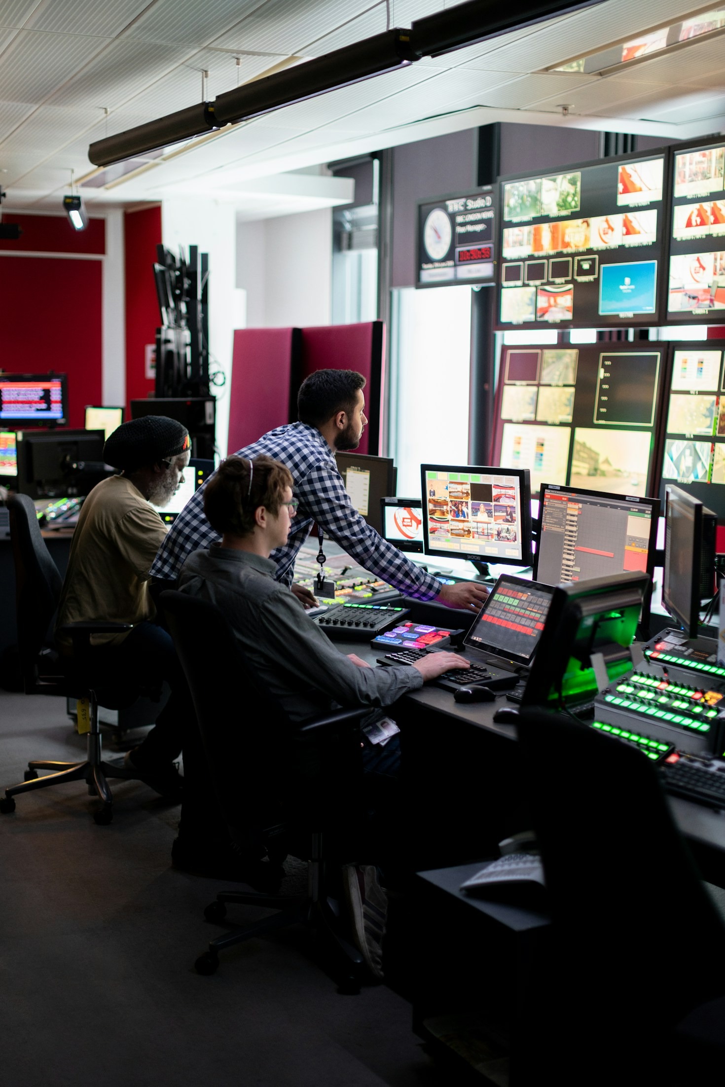 Crafting Impactful Stories For Global Audiences